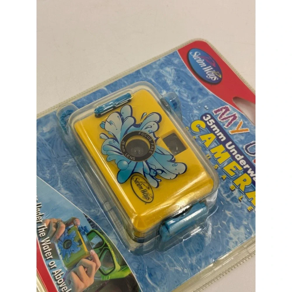 New SWIM WAYS MY‎ OWN 35mm Underwater Reusable Camera Sealed